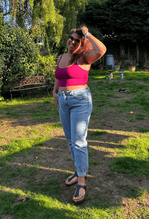 Scoop Crop Vest in Pinky - Purply - Manners London